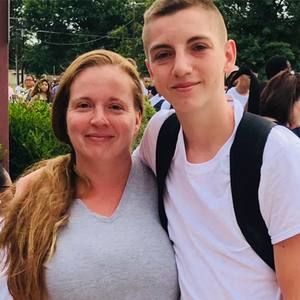 Meet your Posher, Carrie